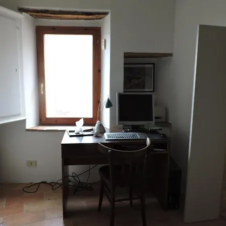 Casa Dell'800 Al Centro Storico Medioevale בית נופש Montelparo