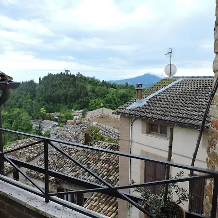 בית נופש Casa Dell'800 Al Centro Storico Medioevale Montelparo