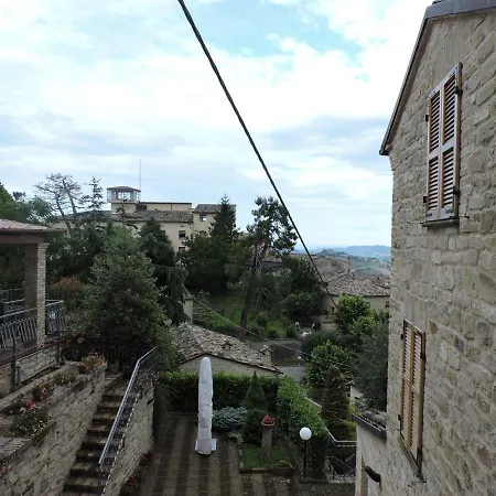 Casa Dell'800 Al Centro Storico Medioevale