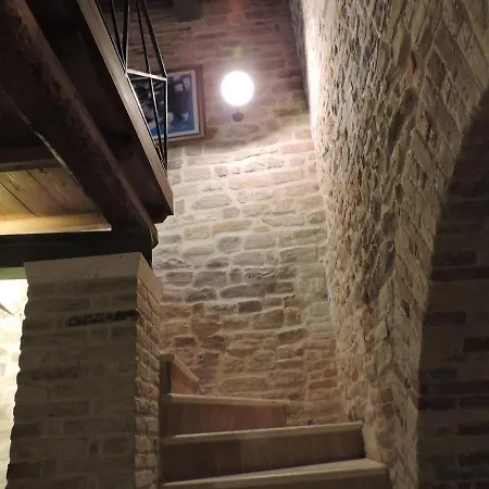 Casa Dell'800 Al Centro Storico Medioevale * Montelparo