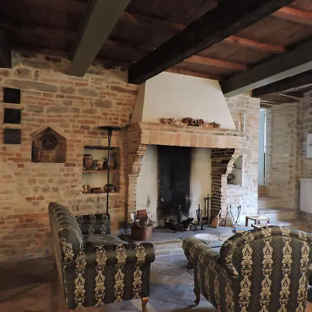 Casa Dell'800 Al Centro Storico Medioevale