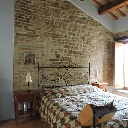 Casa Dell'800 Al Centro Storico Medioevale *